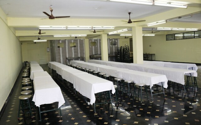 Siva Sakthi Hotel A Unit Of Ammayi Hotel