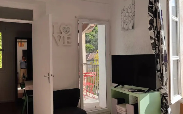 Alexandra Apartments