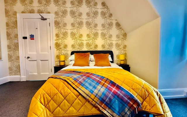 Scot Townhouse
