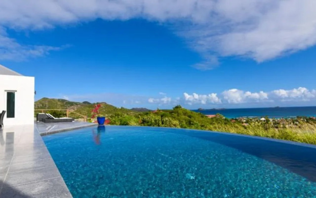 Dream Villa St. Jean-1994