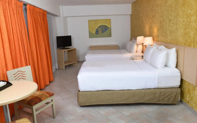 HS HOTSSON Hotel Acapulco