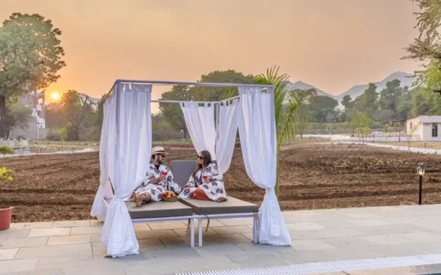 Indulge Udaipur By Pack