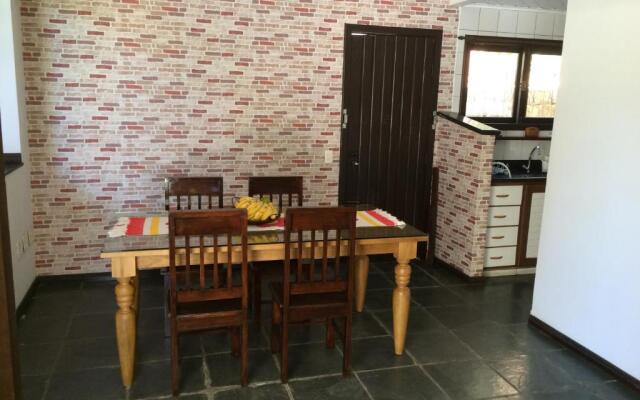 Casa frente praia na av beira mar com piscina