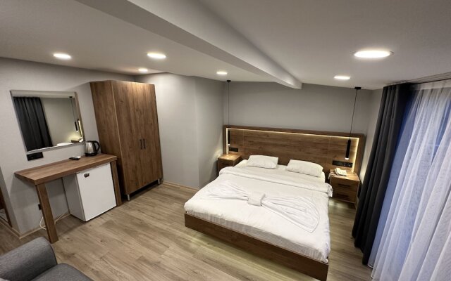 Rose Suites