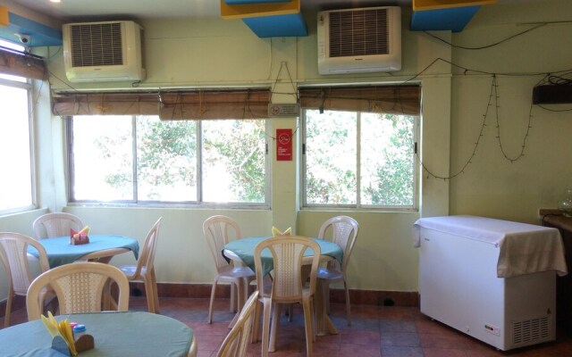 Bhammar's Inn - A Pure Vegetarian Hotel