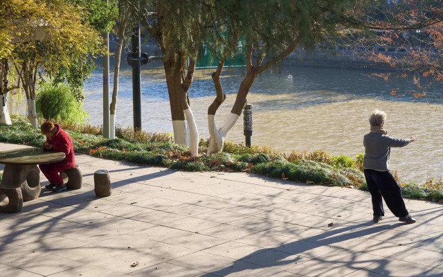 Cheery Dragon Canal Hotel Hangzhou