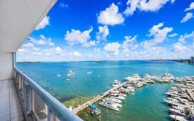 The Grand Wonder Biscayne
