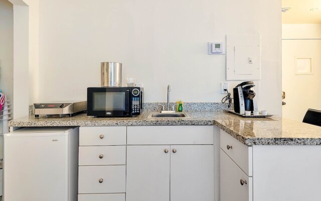 Private Condos at 556 Ocean by LMC