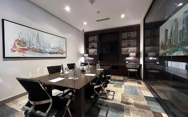 Hampton by Hilton Dubai Al Barsha