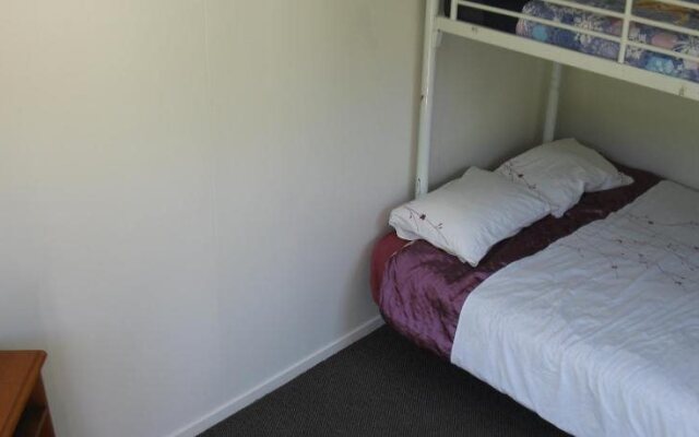 Brunnerton Lodge and Backpackers