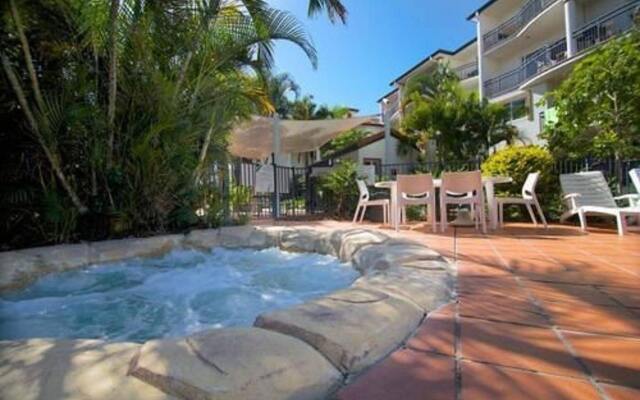 Blue Water Bay Luxury Villas