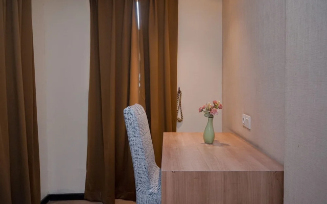 Warm and Minimalist Studio (No Kitchen) at Great Western Apartment – Guest Rooms – Tangerang