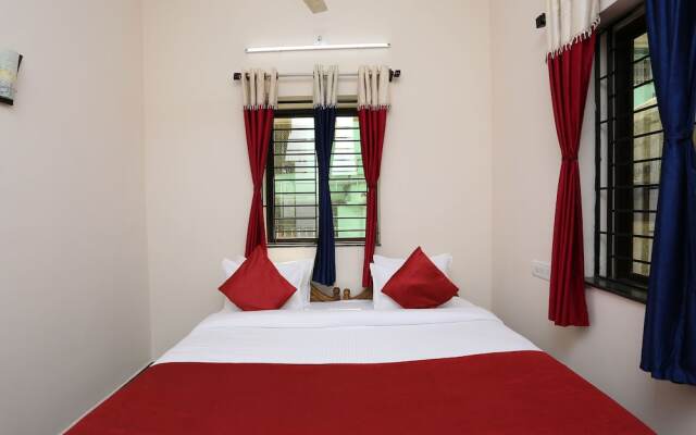 OYO Flagship 9964 Hotel Shine