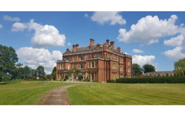 Rossington Hall