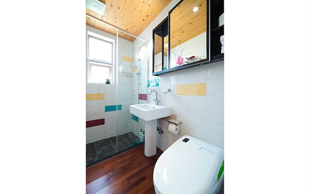 Jeju Dongmun Byeoljang Pension