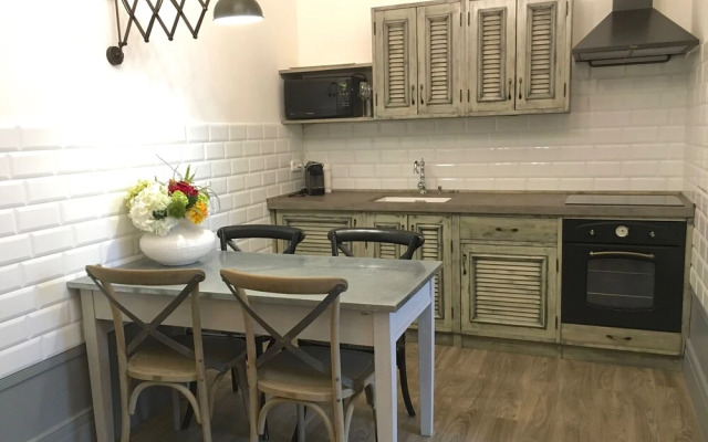 Standard Apartment by Hi5 - FehÃ©rahajÃ³