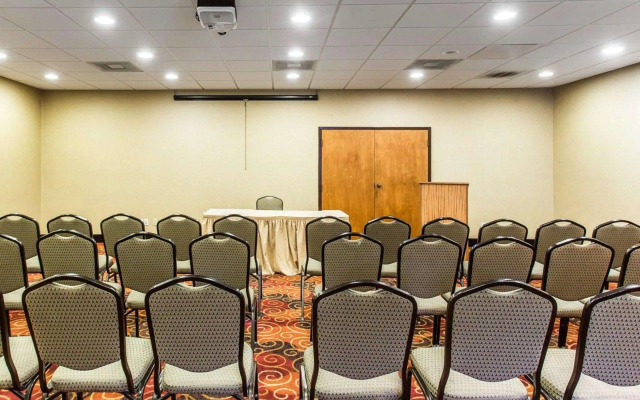 Quality Suites Hickory South