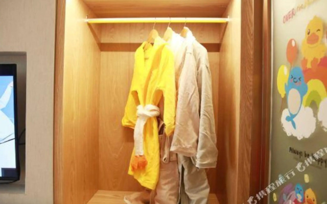 Spring Yingxiang Sky Garden Hotel (Beijing Tiananmen Wangfujing Branch)