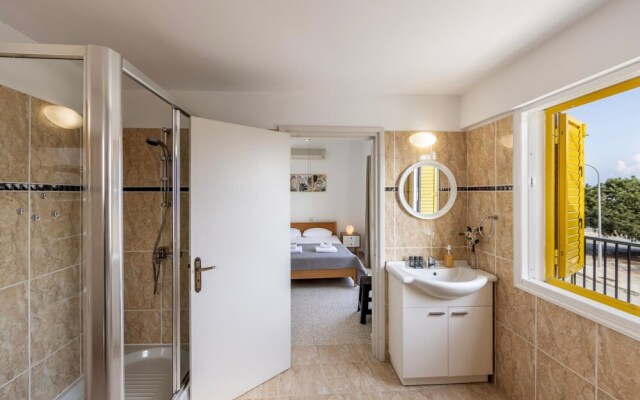 Ayia Thekla Sea Breeze Villa
