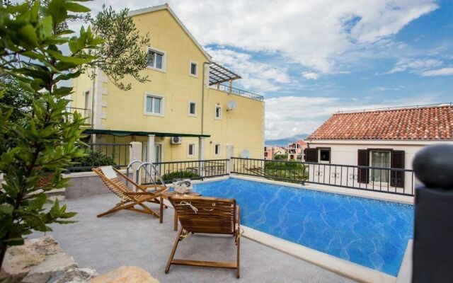 Villa Suzy Lux