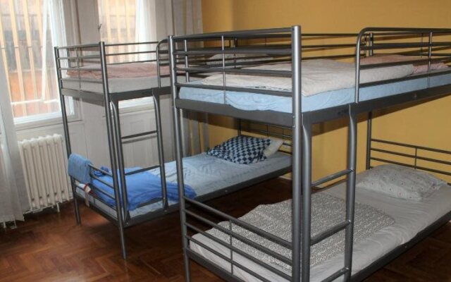Comebackpackers Hostel