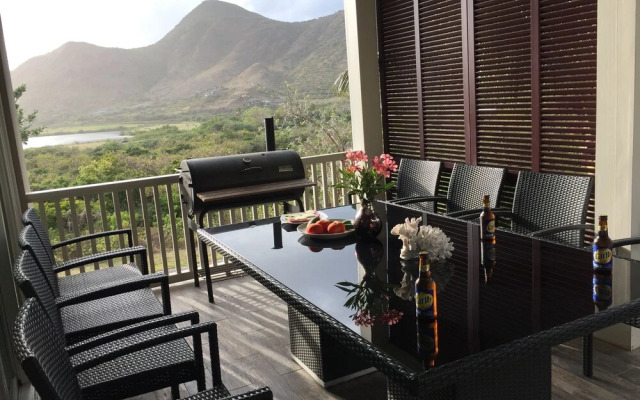 2 Bedroom Bungalow-Style Villa