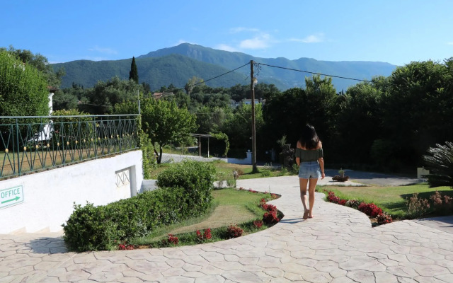 Summer Wine Friendly Resort
