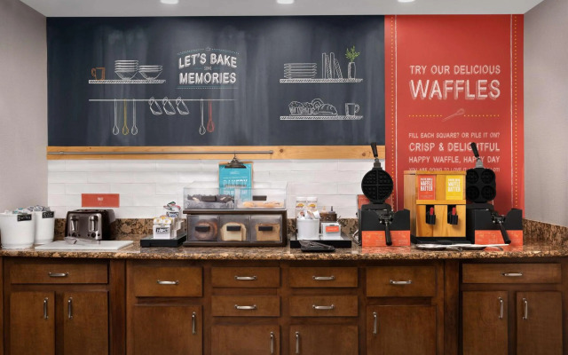 Hampton Inn & Suites Huntersville