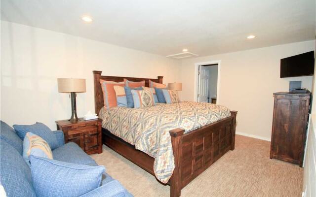 Mountain Shadows #D12 - 3 Br Townhouse