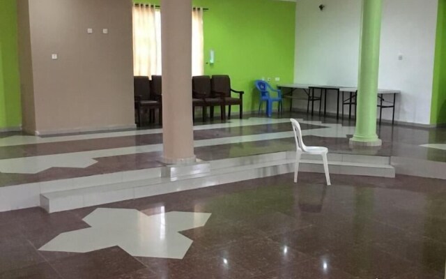 Toprate Luxury Hotel