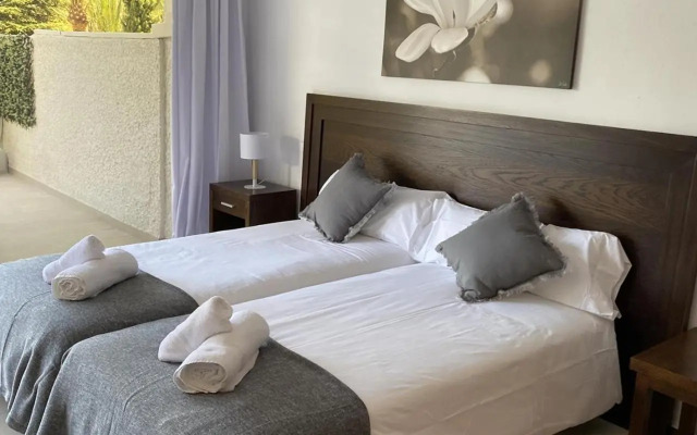 Luminoso apartamento en segunda línea playa 438