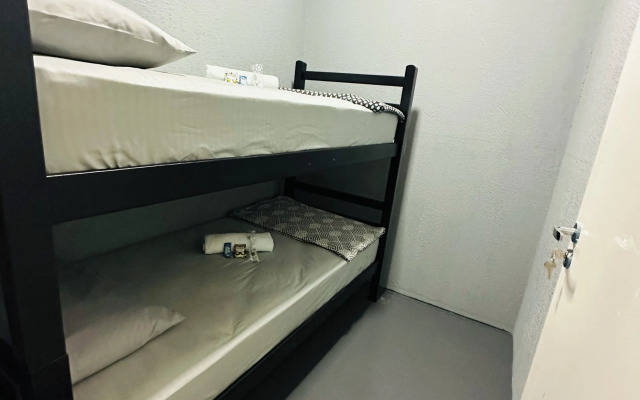 On Hostel gru unidade 2 traslado café