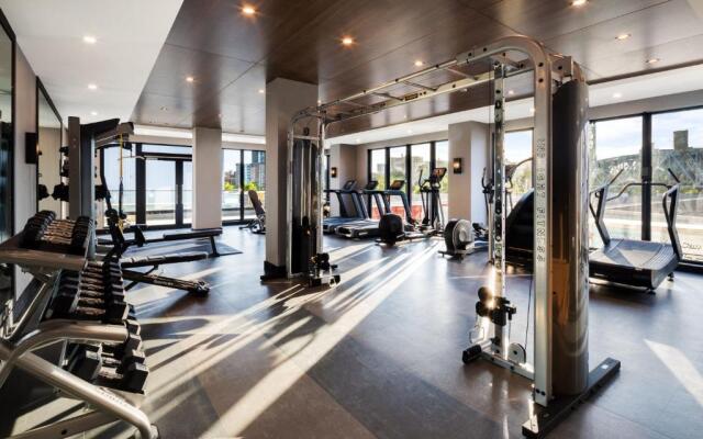 Global Luxury Suites at The Arches