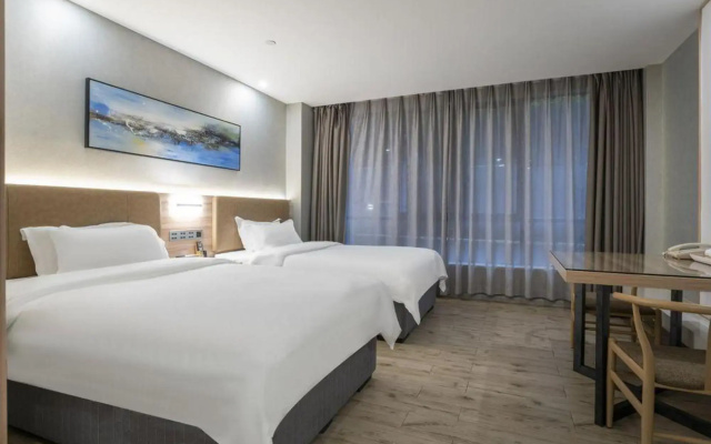 HanTing Hotel (Fuzhou Sanfang Qixiang West Lake Park)