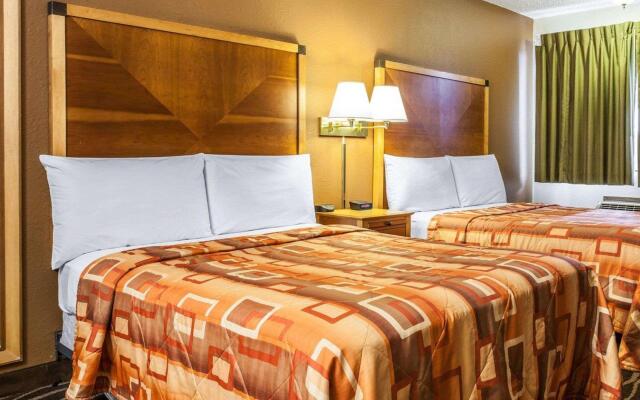 Econo Lodge Ellensburg Near University