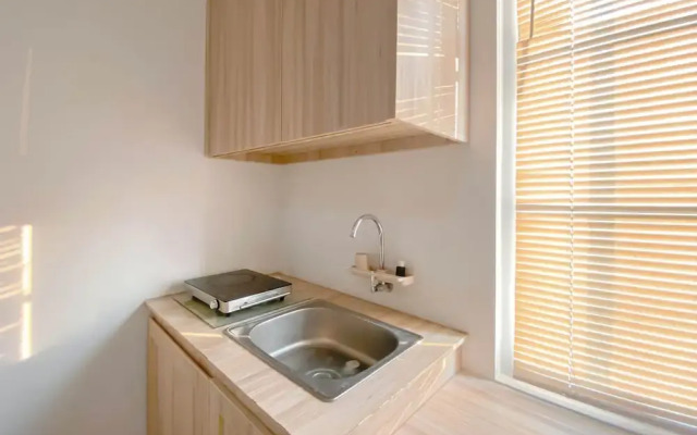 Simply Look And Homey Studio Paltrow City Apartment