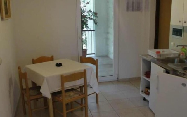 Apartments Boguvila -