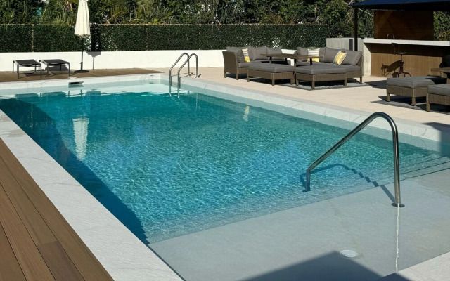 Hillcrest Boutique Hotel