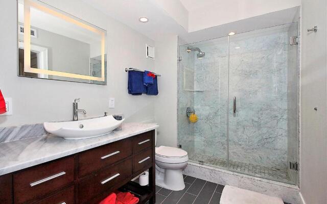 Land's End 7-405 Beach Front - Premier