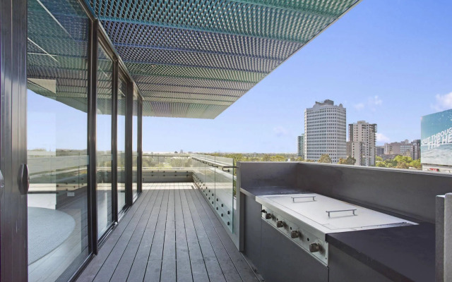 St Kilda Holiday Apartments