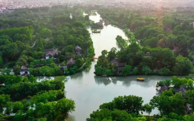 Blossom House Yangzhou Lakeside