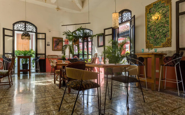 Al Alma Apart-Suites