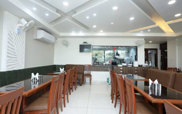 OYO 14637 Hotel Taste of India