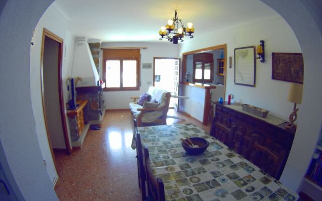 Ribes Apartamento con Jardín