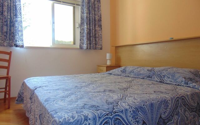 Apartments Elelu