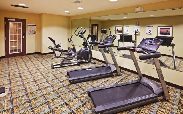 Holiday Inn Express Hotel & Suites Okmulgee, an IHG Hotel