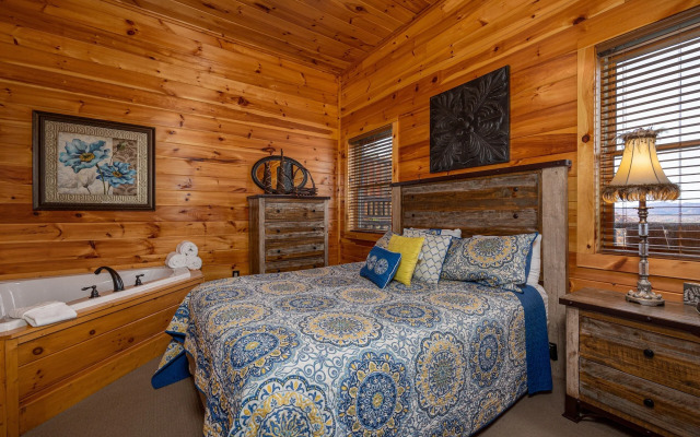 Picture Perfect- Seven Bedroom Cabin