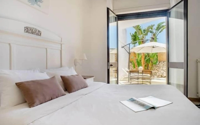 Biancaleuca Rooms & Suite