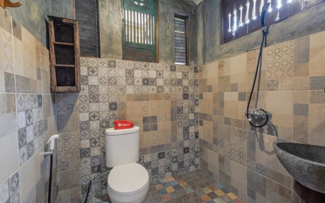 RedDoorz Hostel @ Raya Canggu 2
