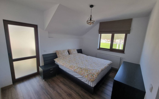 Rocktop Refuge In Rasnov